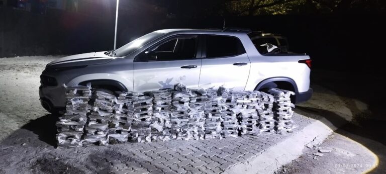 Motorista é preso em SP suspeito de usar picape roubada para transportar 400 kg de maconha que iram ao Porto de Santos